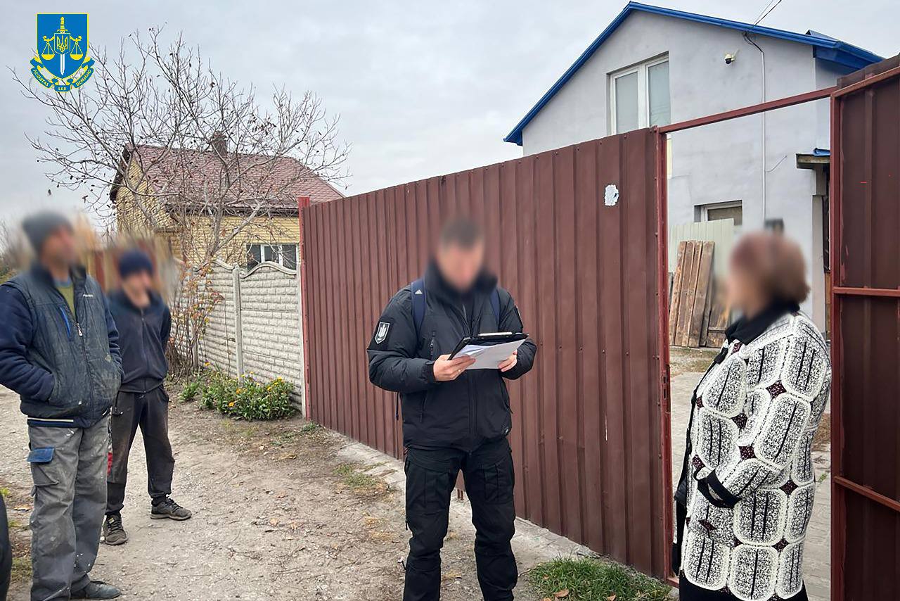 Змушував солдатів будувати котеджі: викрито командира військової частини