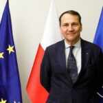 Сикорский: ЕС должен взять ответственность и закончить войну ➤ Prozoro.net.ua