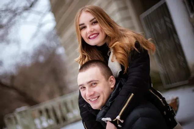 Активист Сергей Стерненко показал девушку, с которой обручился 6 Активист Сергей Стерненко показал девушку, с которой обручился
