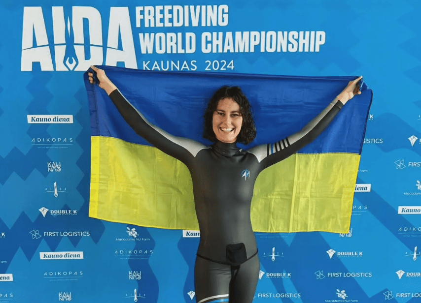 Українська спортсменка встановила світовий рекорд у фрідайвінгу (фото) ➤ Главное.net