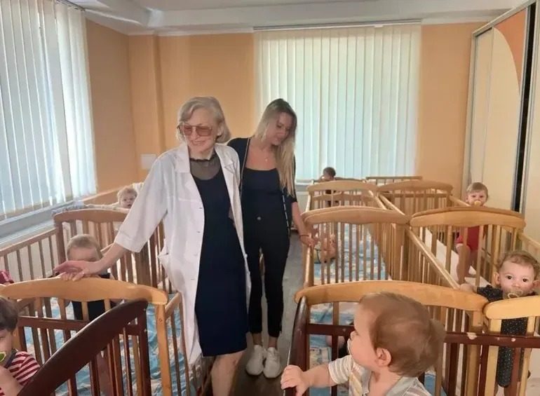 В Херсоне россияне похитили 48 детей — Зеленский