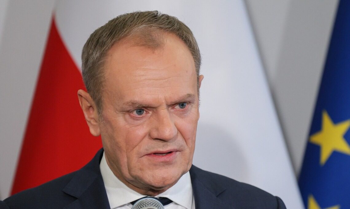 Россия готовила диверсии против международной авиации – Туск