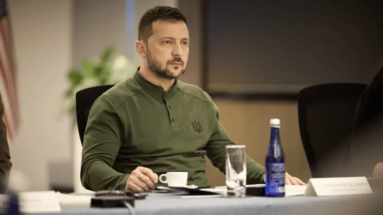 Зеленский: Эту войну не закончить бумажкой и несколькими подписями