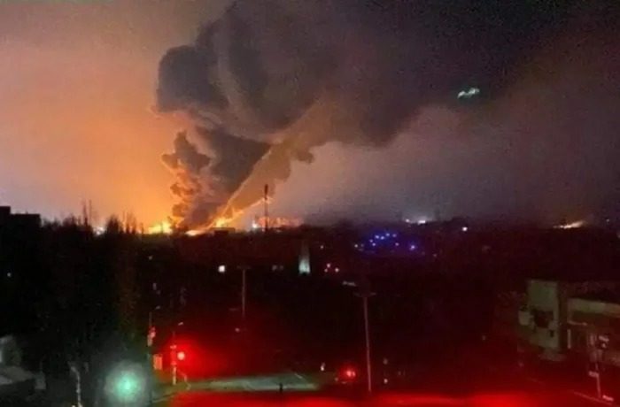 Удар по аэродрому в Таганроге: у Путина разразились угрозами