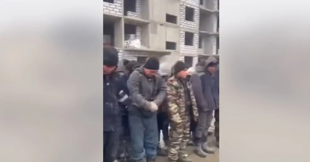 В РФ вербуют мигрантов на войну, угрожая депортацией: видео 5 В РФ вербуют мигрантов на войну, угрожая депортацией: видео