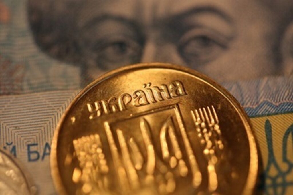 Пенсіонерів та бюджетників переведуть на е-гривню: що готує НБУ