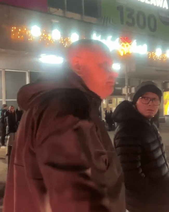 Агресивний поляк облаяв відому українську ведучу і вихваляв Путіна (відео) 4 Агресивний поляк облаяв відому українську ведучу і вихваляв Путіна (відео)