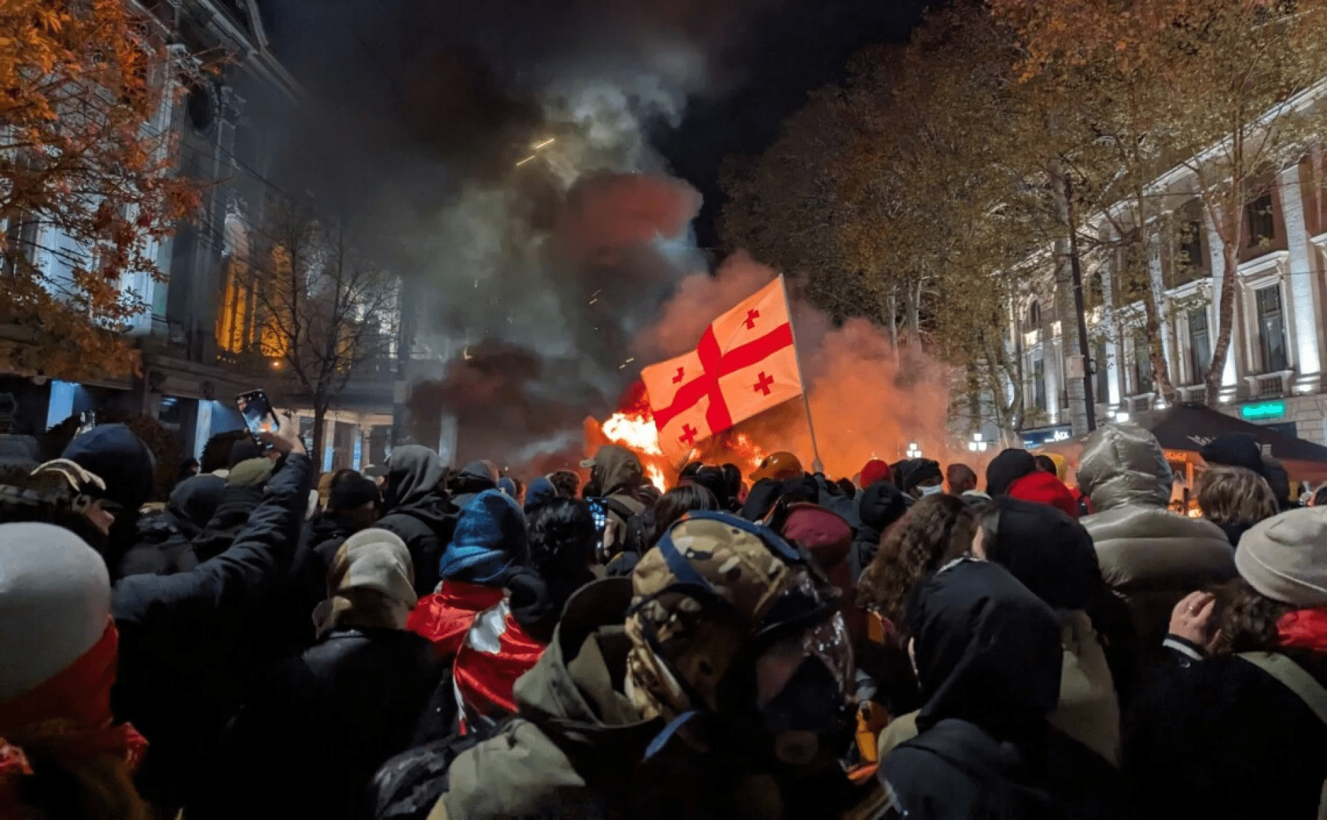 Жорстоке протистояння поліції та мітингувальників: чи вдасться грузинам перемогти у протистоянні проросійській владі ➤ Prozoro.net.ua