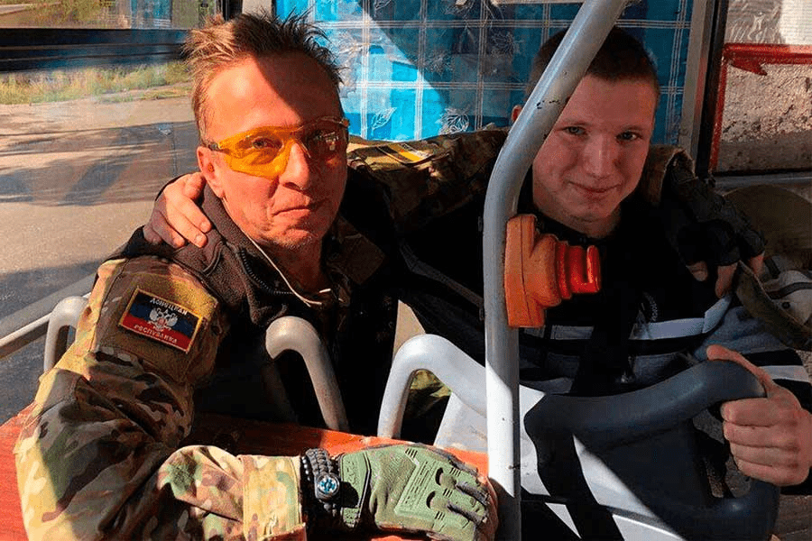 Карма в дії: родину актора-путініста Охлобистіна “розвели” на гроші та осоромили