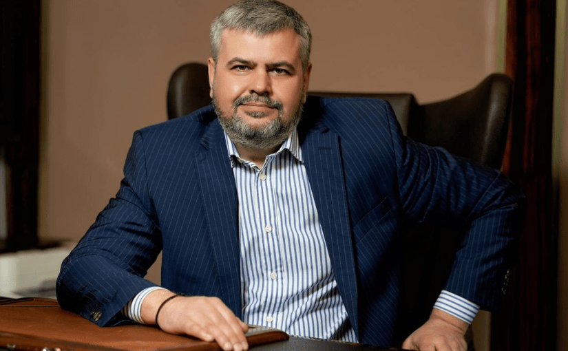 Що відомо про скандальний законопроєкт від ОПЗЖ про розміщення інформації з публічних реєстрів та чим “прославився” його автор ➤ Prozoro.net.ua