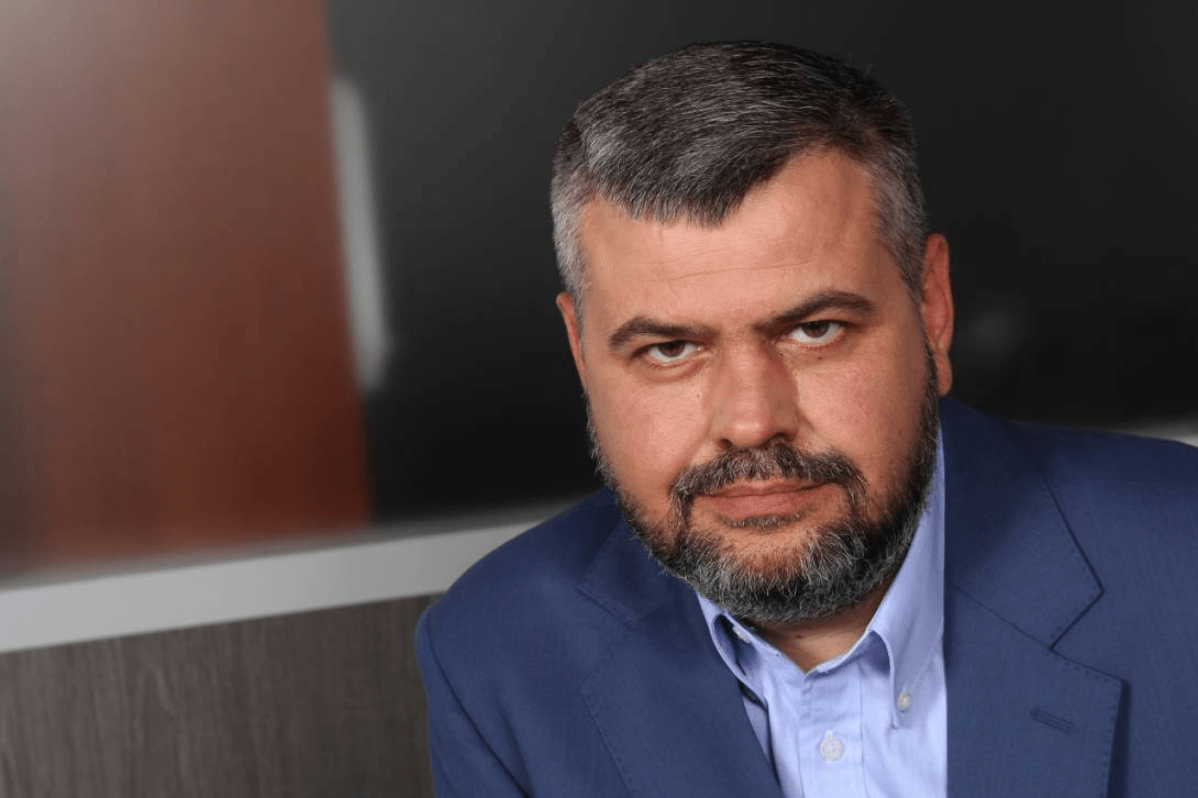 Що відомо про скандальний законопроєкт від ОПЗЖ про розміщення інформації з публічних реєстрів та чим “прославився” його автор