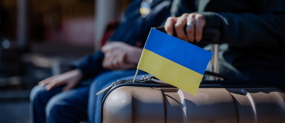 Виїзд за кордон чоловіків до 24 років можуть спростити