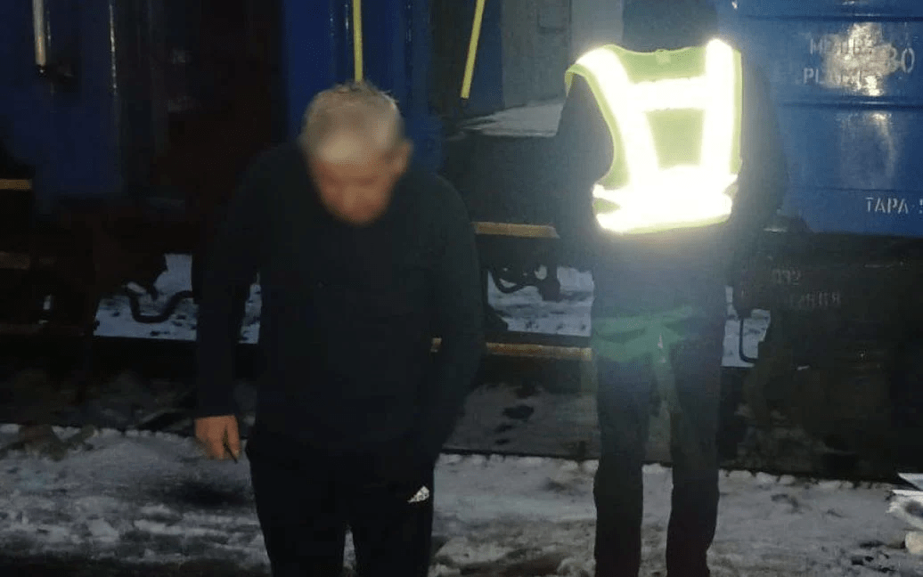 В “Укрзалізниці” затримали ватажка “мафії” на прізвисько “Дєд” — ВВС