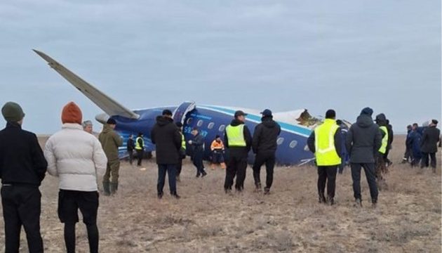 Пассажирский самолет разбился в Казахстане: есть погибшие (фото, видео) ➤ Prozoro.net.ua