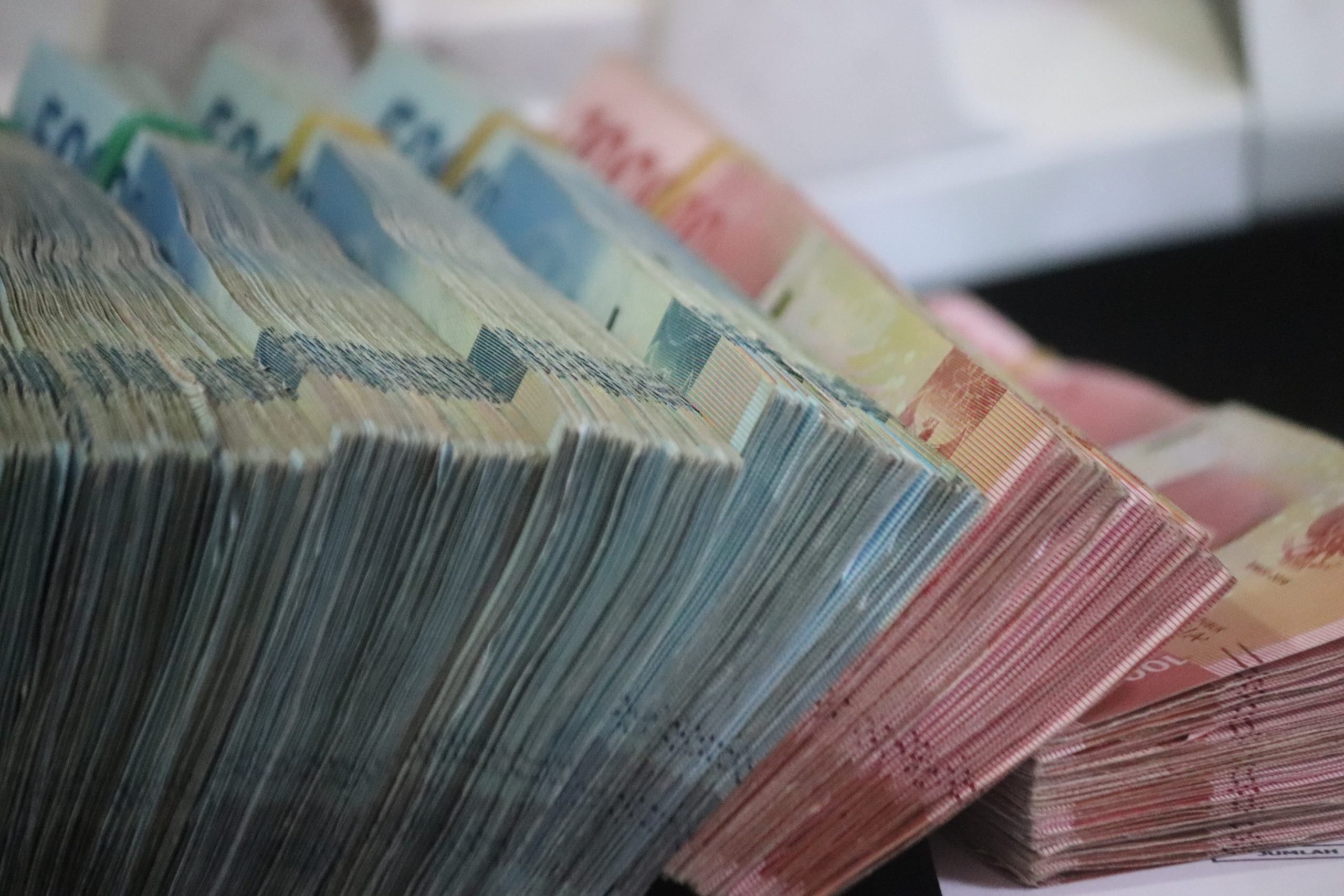 Как законно вывезти деньги из Украины за проданное имущество ➤ Prozoro.net.ua