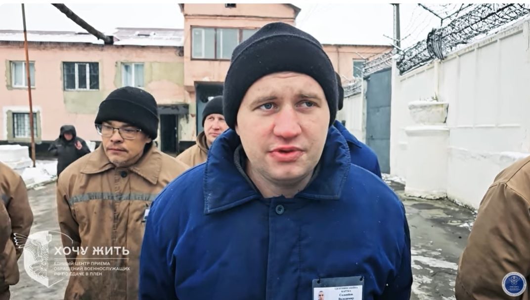 Російські військові звернулись на пряму лінію Путіна з українського полону: відео