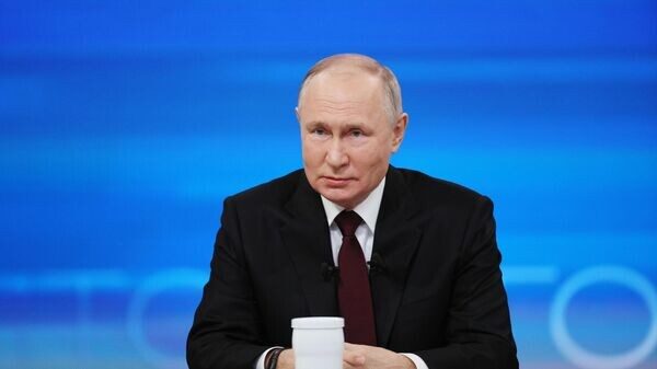 На окупованих територіях школярів примусили слухати виступ Путіна