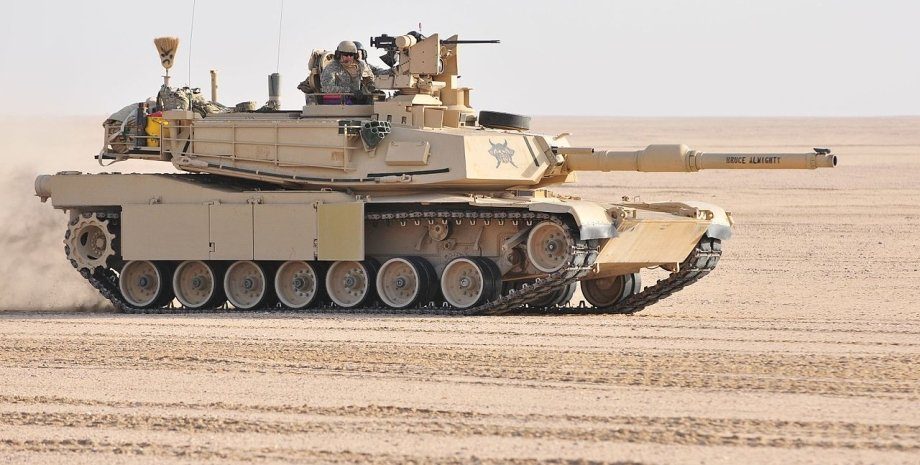 Танки Abrams для Украины оказались недоукомплектованными: заявление Салливана