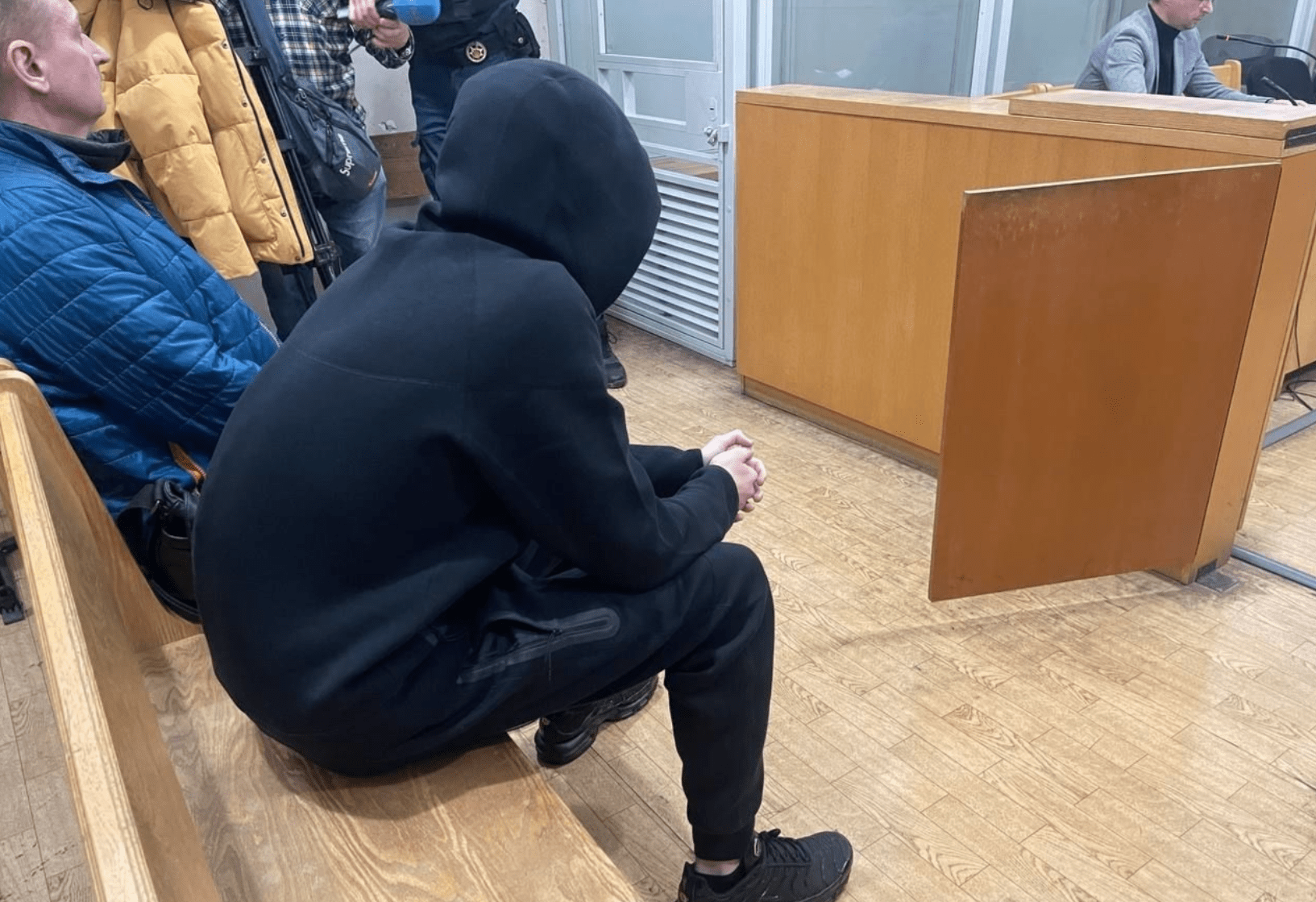 Я не понимаю, в чем я виноват, я тоже пострадал: сына известного в Днепре предпринимателя отправили на домашний арест