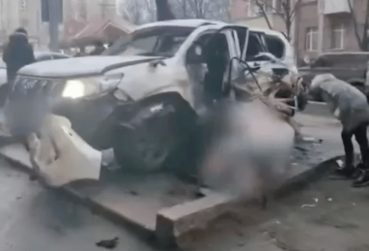 В Донецке взорвали авто начальника Еленовской колонии (фото, видео) ➤ Prozoro.net.ua