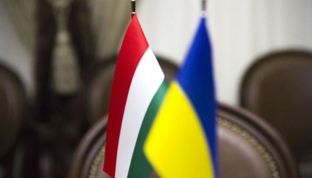 Украина готова занять место Венгрии в ЕС и НАТО: заявление МИД