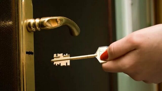 Залишати ключ у двері на ніч – життєва необхідність: причина ➤ Prozoro.net.ua