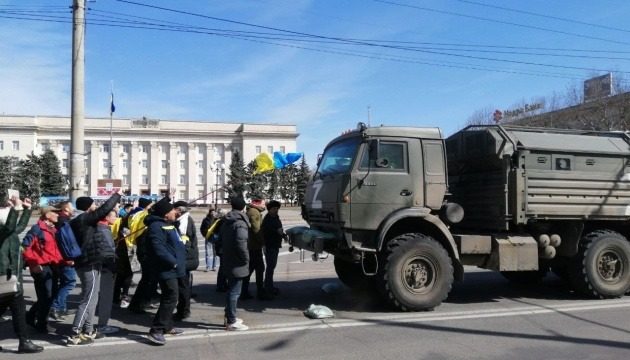 Россияне уже не рвутся: кого завозят оккупанты на Херсонщину
