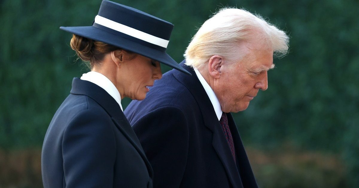 На інавгурації Трампа стався курйоз: винний капелюх Меланії