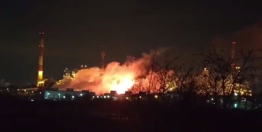 Россия в огне: Москва и четыре области – под мощной атакой дронов