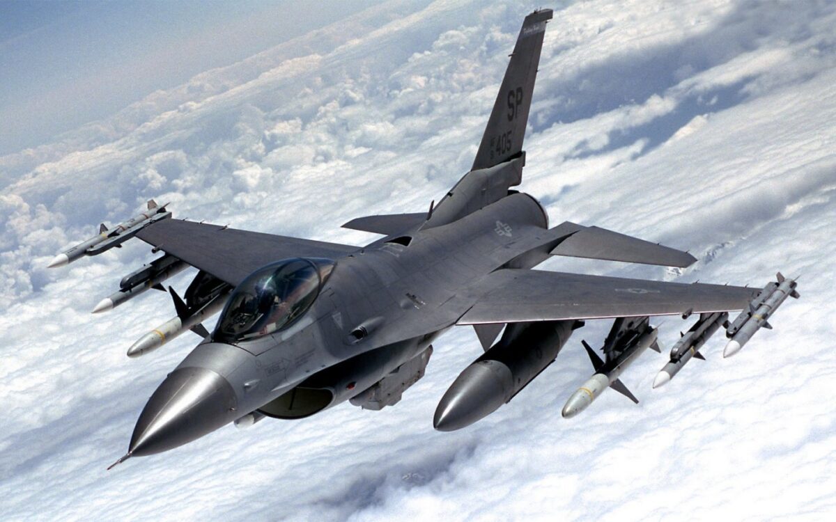 Український пілот F-16 знищив шість ракет за один виліт: деталі від Defense Express