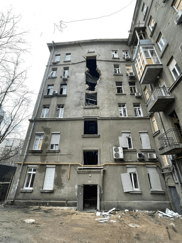 Ворожі дрони пошкодили 13 пам'яток історії та архітектури в Києві (фото) 4 Ворожі дрони пошкодили 13 пам'яток історії та архітектури в Києві (фото)