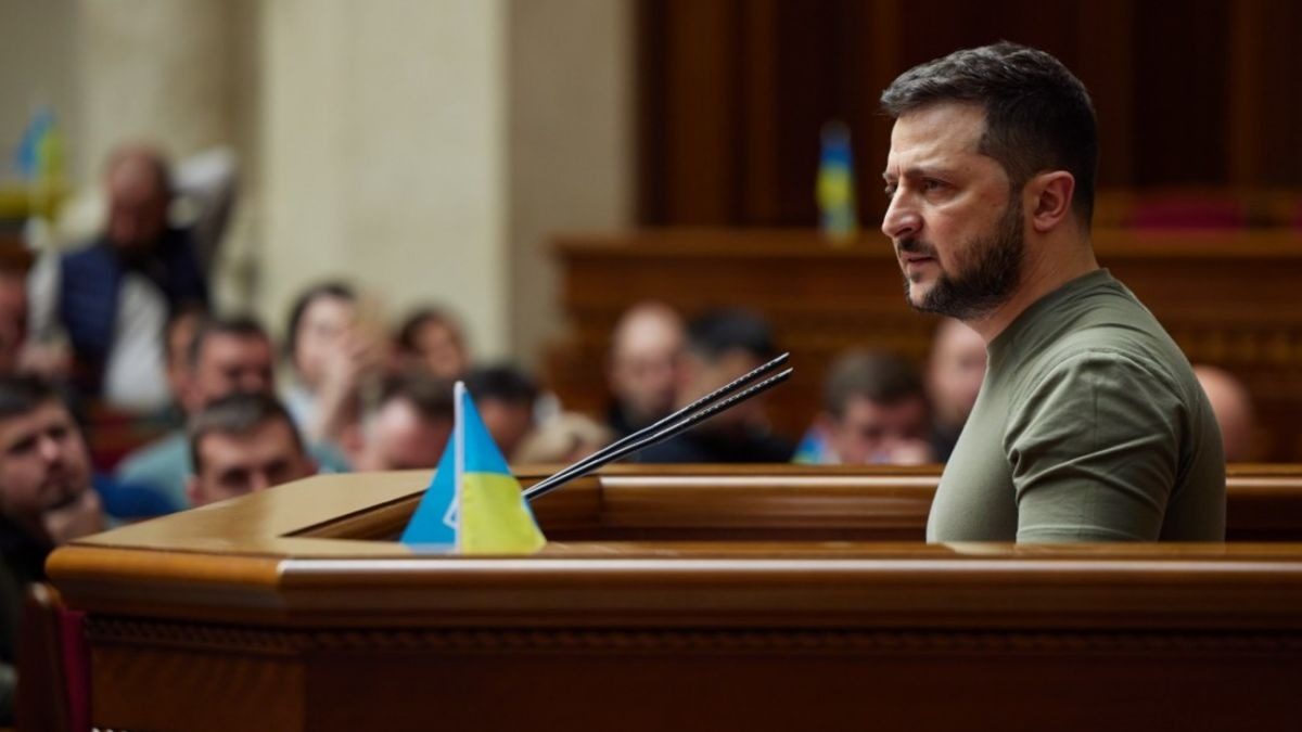 У Зеленского решили отказаться от бренда «Слуга народа»: причина