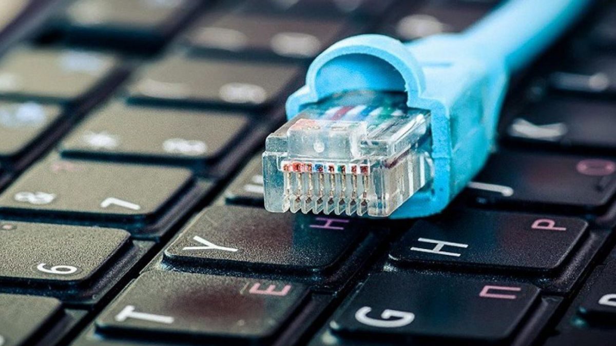 В РФ произошел масштабный сбой Интернета: что теперь не работает