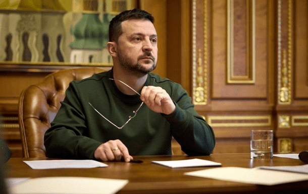 В Україні впав рівень довіри громадян до Зеленського: які причини змін