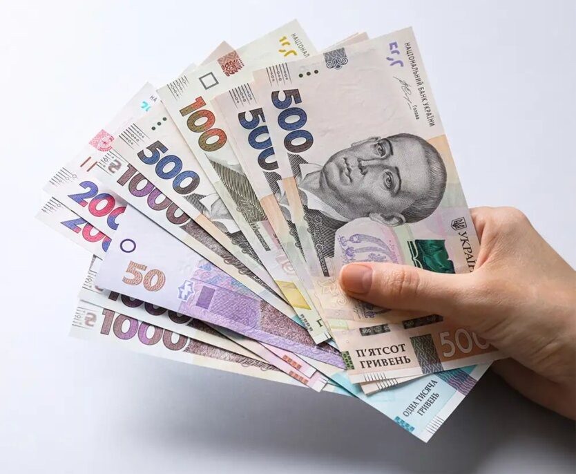 Украинцам выплатят новую зимнюю помощь: перечень расширен