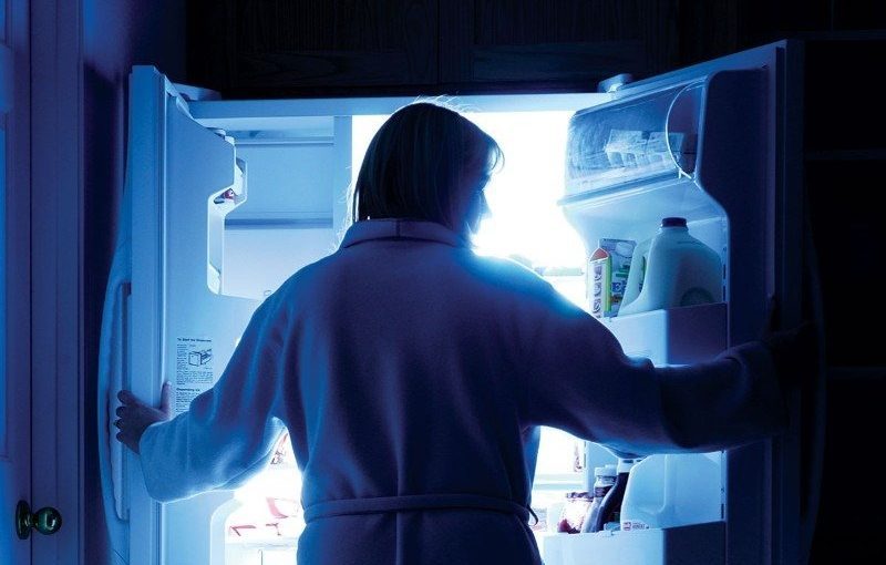 Ці продукти не можна їсти перед сном: буде безсоння та зайва вага ➤ Prozoro.net.ua