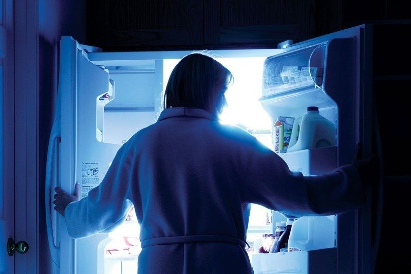 Ці продукти не можна їсти перед сном: буде безсоння та зайва вага ➤ Prozoro.net.ua