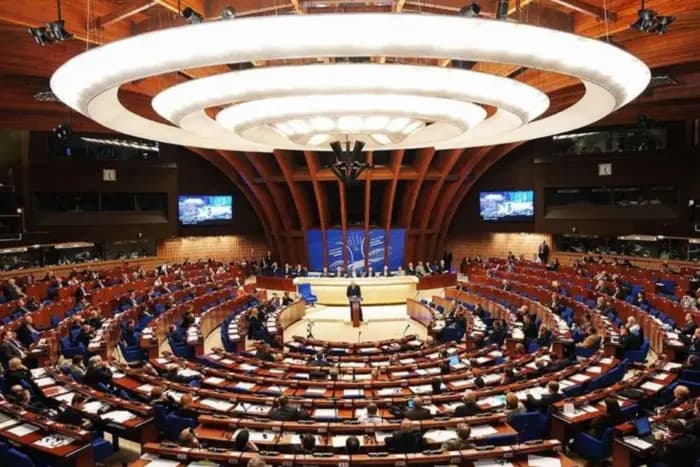 ПАСЕ приняла резолюцию по мирным переговорам в Украине