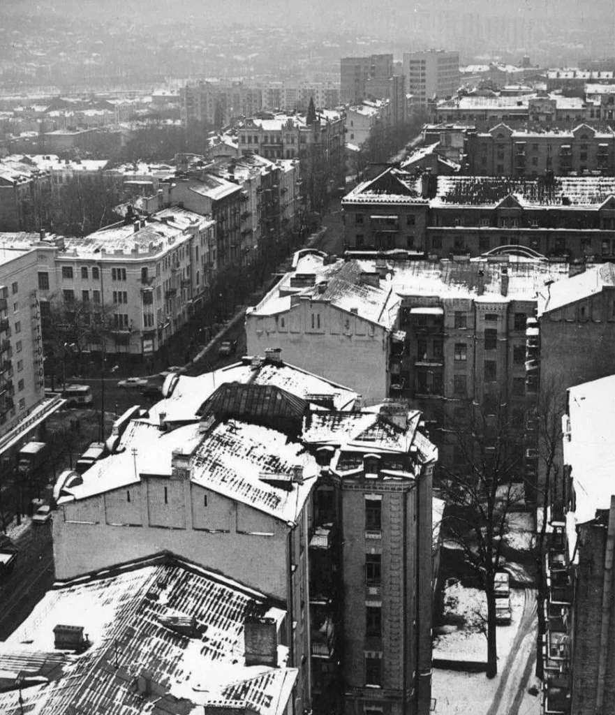 Настоящая зима: каким был Киев в 1990-х годах (фото) 4 Настоящая зима: каким был Киев в 1990-х годах (фото)