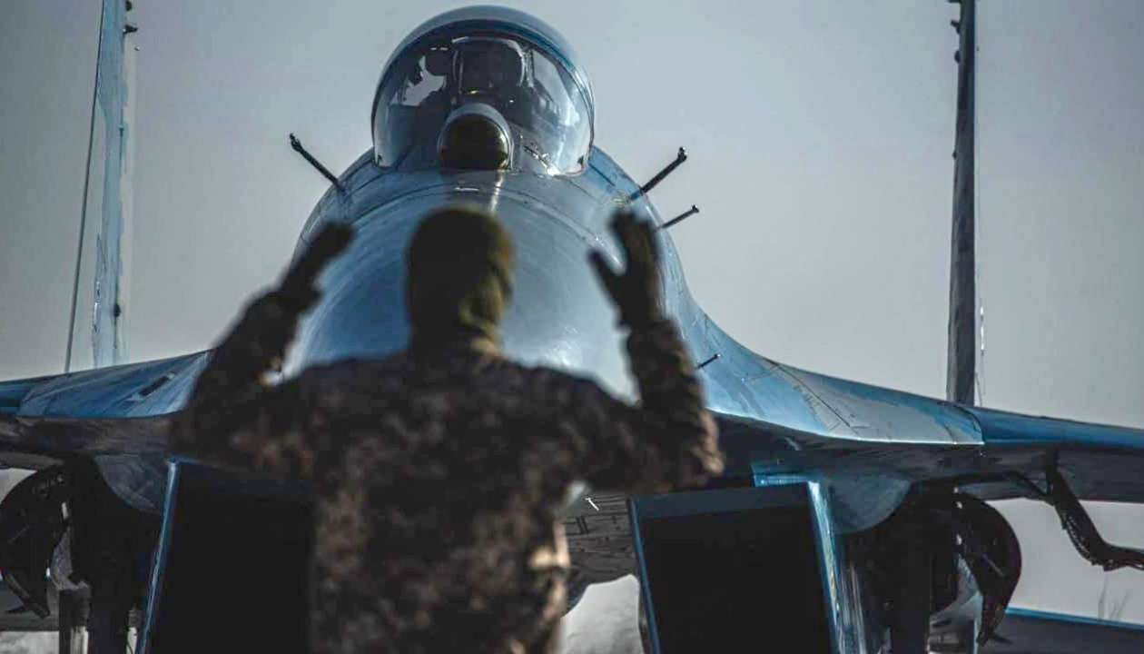 Скандал с переводом специалистов воздушных сил: проверкой занялась комиссия