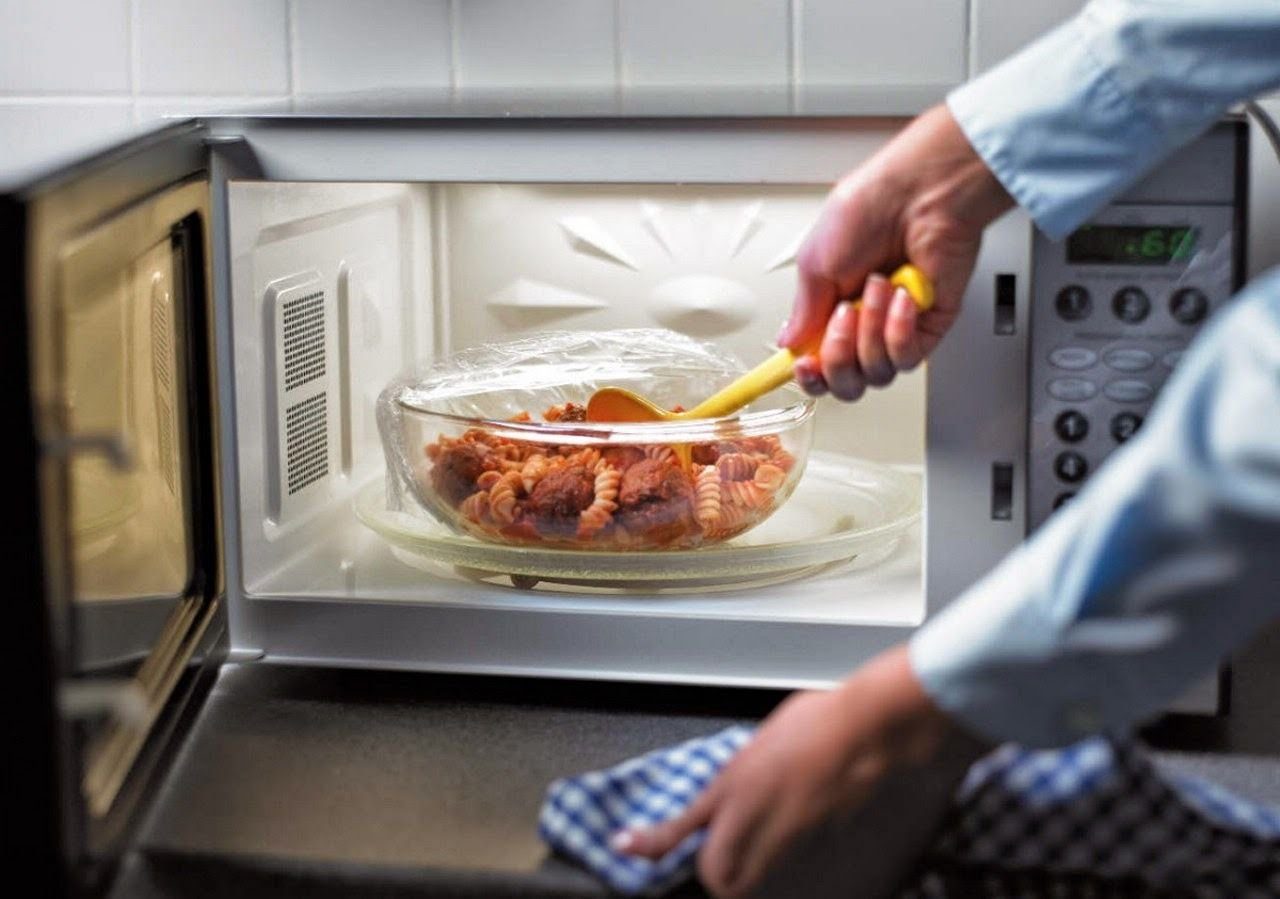 Ніколи не розігрівайте ці продукти: краще з’їсти холодними ➤ Prozoro.net.ua
