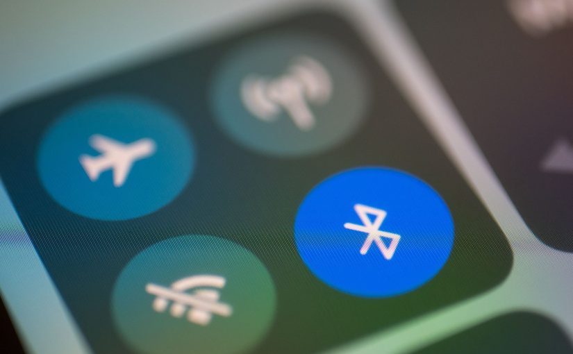 Навіщо в телефоні режим “політ”: плюси, про які ви не знали ➤ Prozoro.net.ua