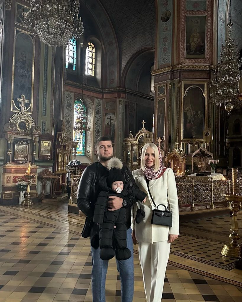 Младший на 14 лет: что известно о муже погибшей в ДТП блогерши Аннет 3 Младший на 14 лет: что известно о муже погибшей в ДТП блогерши Аннет