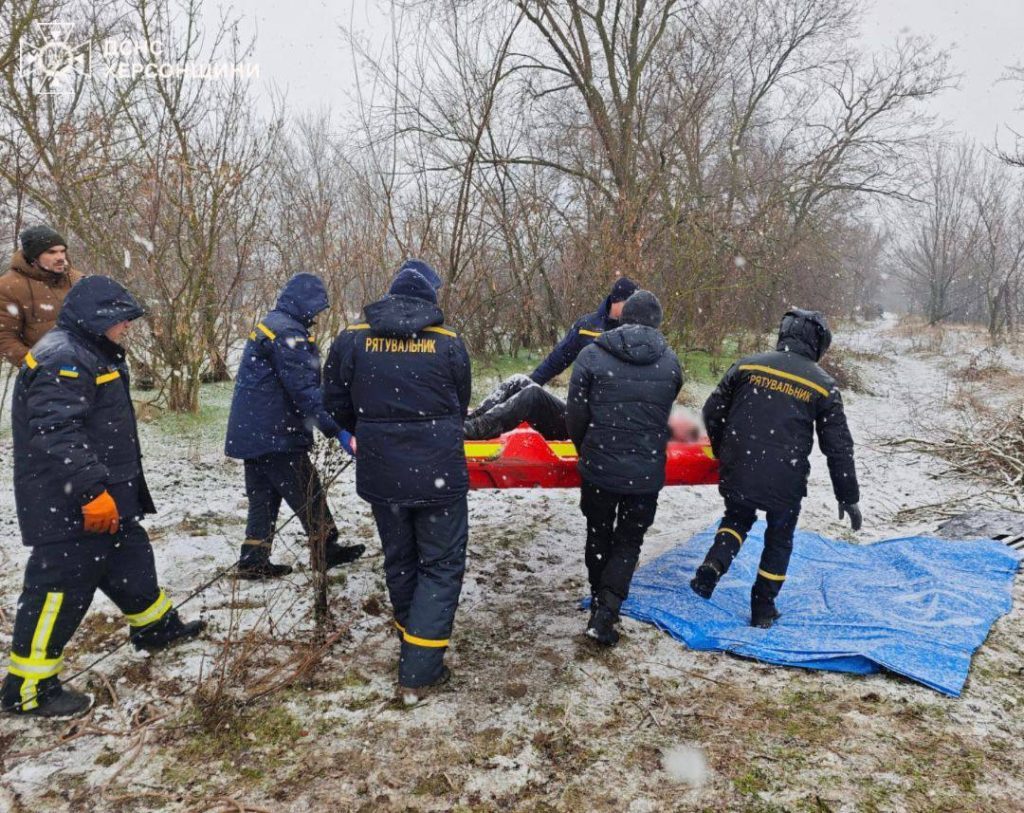 На Херсонщині знайдено тіла всіх дітей, яких віднесло течією (фото) 5 На Херсонщині знайдено тіла всіх дітей, яких віднесло течією (фото)