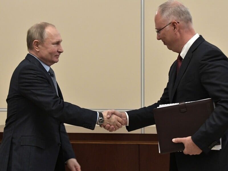 Батько працює у Києві: що відомо про наступника Путіна
