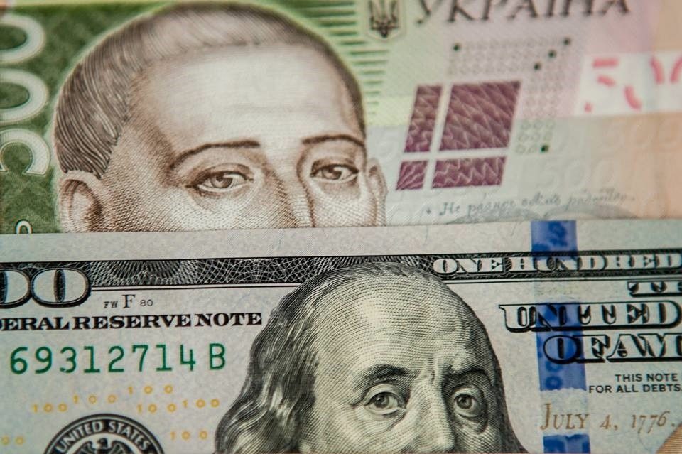 Скільки коштуватимуть 100 доларів в Україні: прогноз банкіра ➤ Главное.net