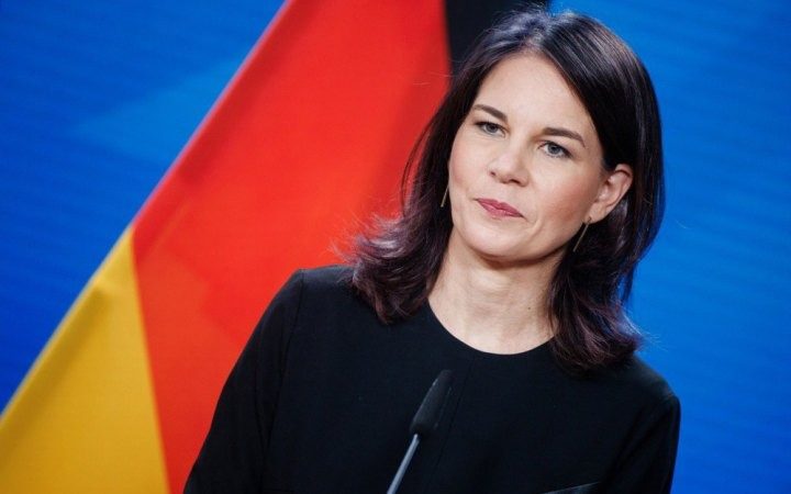 “Їм є що втрачати”: Бербок пригрозила США після слів Трампа