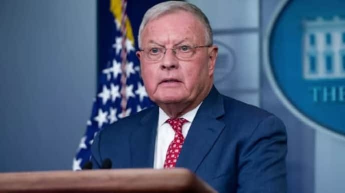 «Трамп совершенно прав о конце войны»: Келлог в госпитале ВСУ