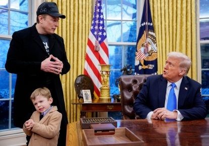 Трамп прибрав з кабінету стіл, на якому син Маска витер соплі