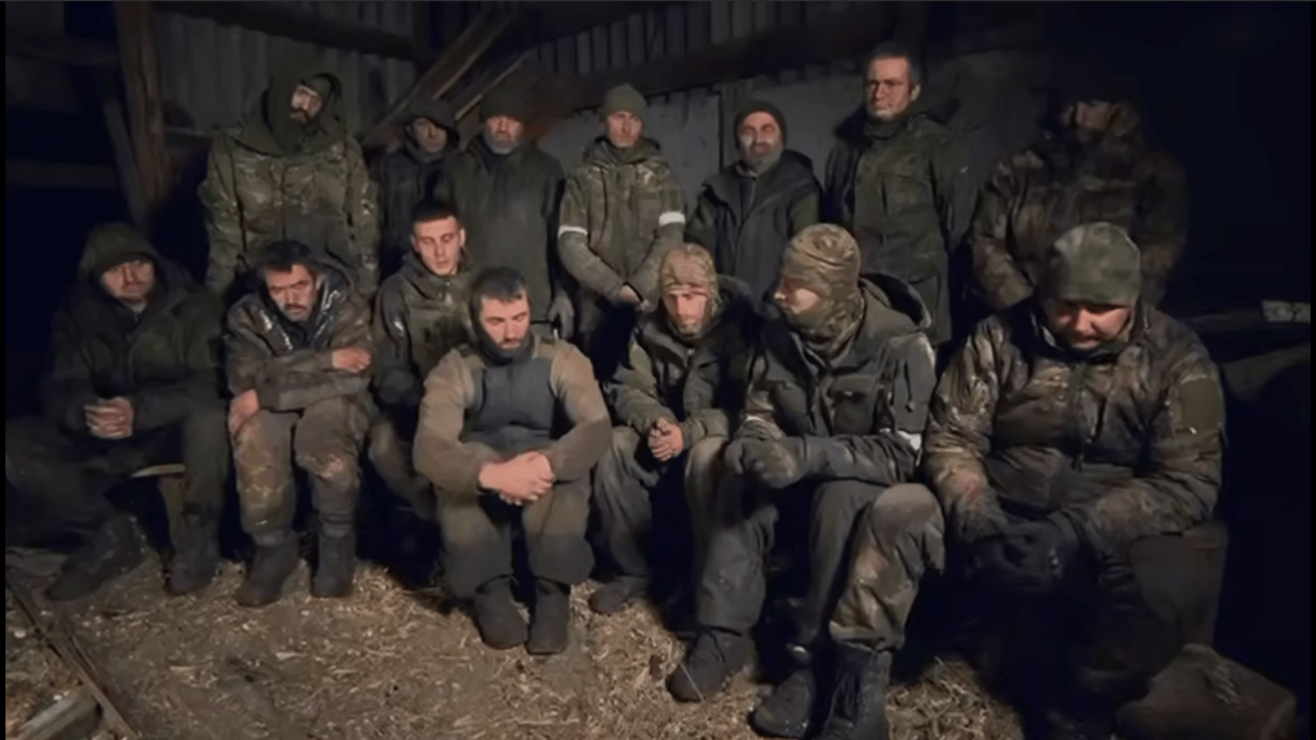 Украинские десантники на Курщине взяли в плен 21 российского солдата: видео